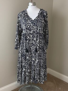 Umgee Navy & Ivory Abstract Print Midi Dress Size Small Boho Tassel Flowy